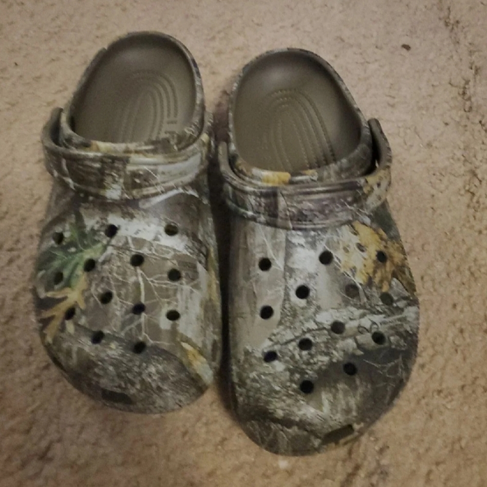 Crocs
